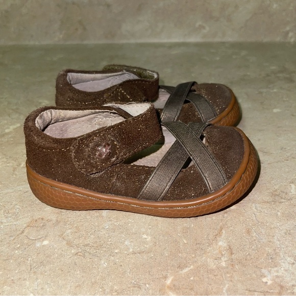 Livie And Luca  Mary Jane Style Shoes in Brown Shiny Gold Toddler Girl Size 4 - Picture 1 of 9